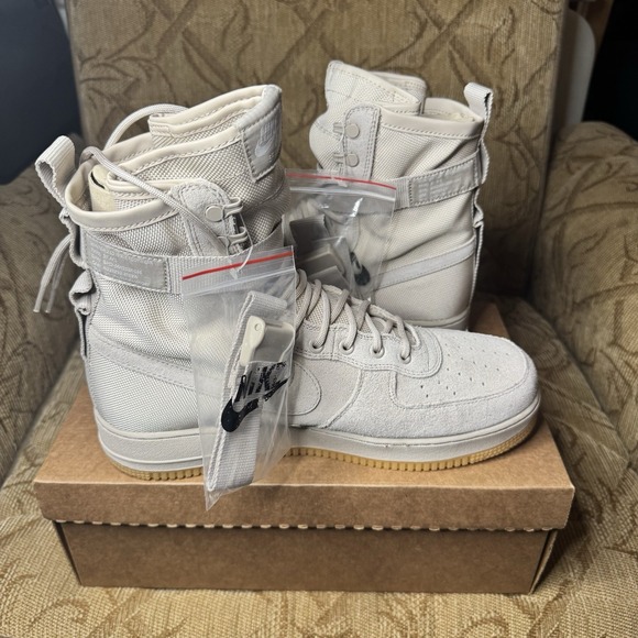 NIKE‎ SF AF1 SPECIAL FIELD "STRING" SIZE 11.5 DS 864024-200 NEW NO BOX - Picture 2 of 8
